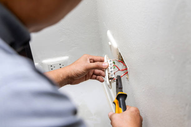 Professional Electrician in Laurel Hill, NC